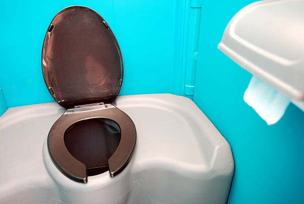 Best Portable toilet rental cost  in Bangor, MI